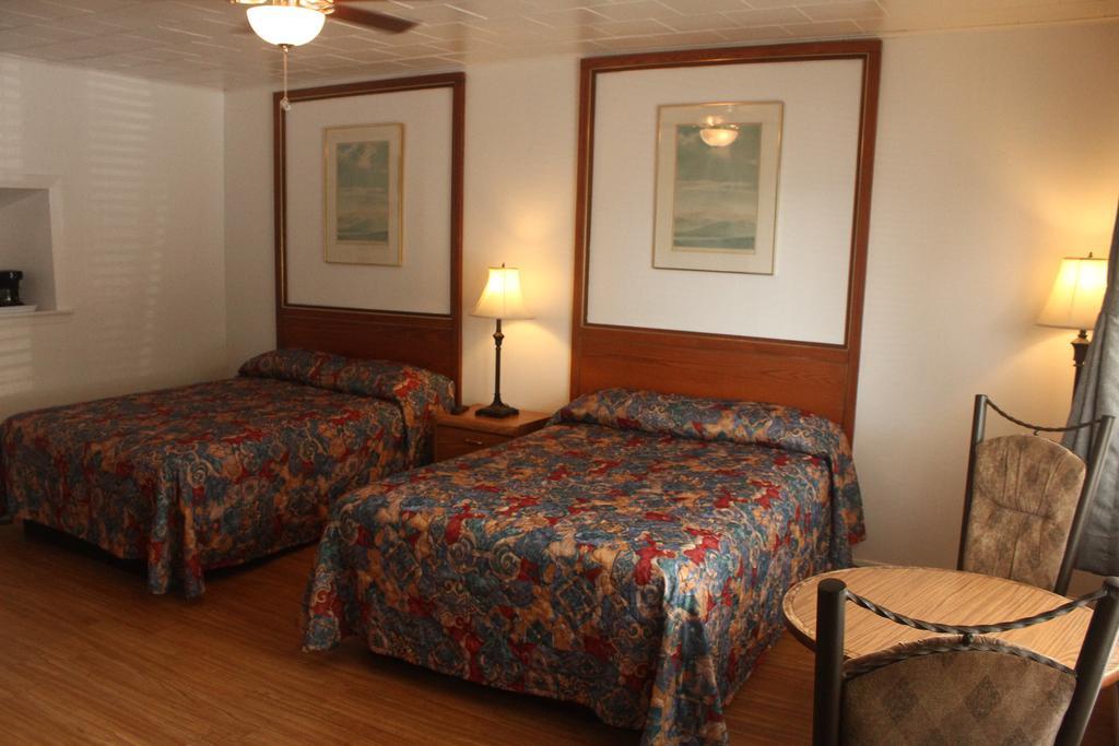 New Rockland Motel Bobcaygeon Phòng bức ảnh